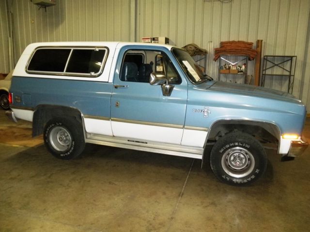1986 chevrolet blazer silverado k5 4x4 sport utility vehicle