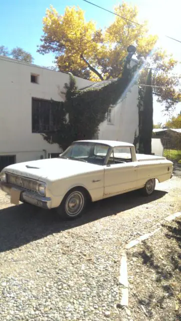 1962 ford ranchero - 200 cu.in 3 speed manual runs and drives good