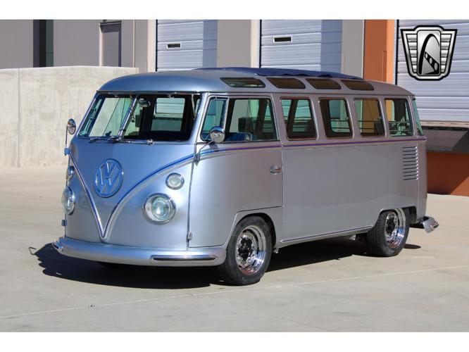 1969 volkswagen bus in o'fallon, illinois