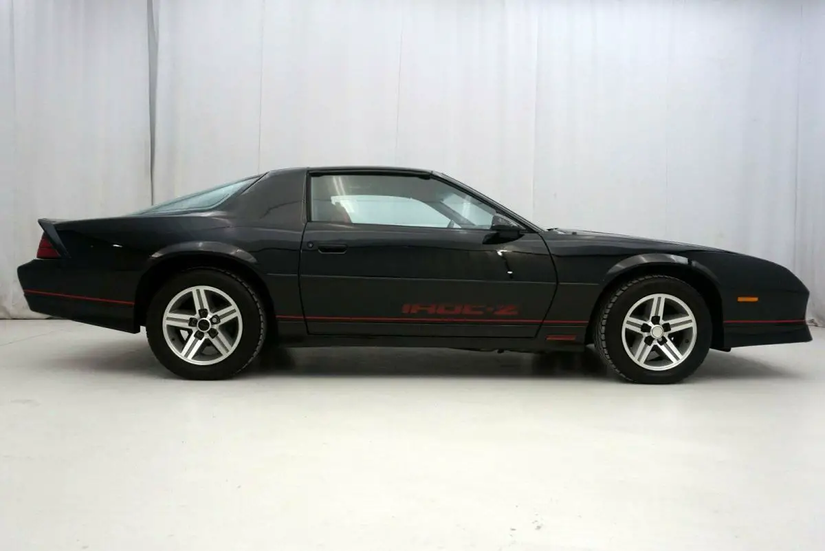 1985 chevrolet camaro iroc-z 3277 miles black manual