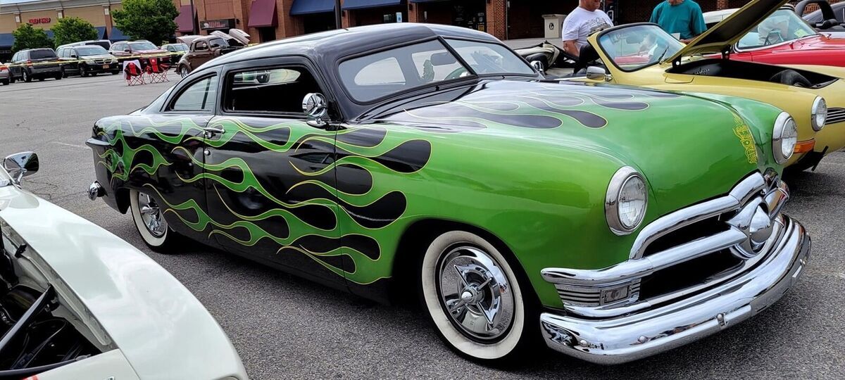 1950 ford custom sedan black