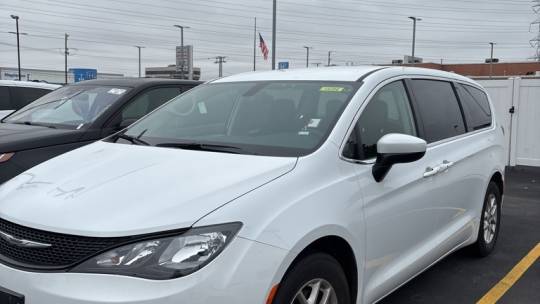 2022 Chrysler Voyager