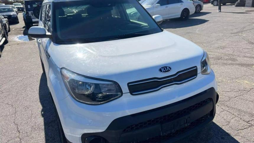 2018 kia soul base