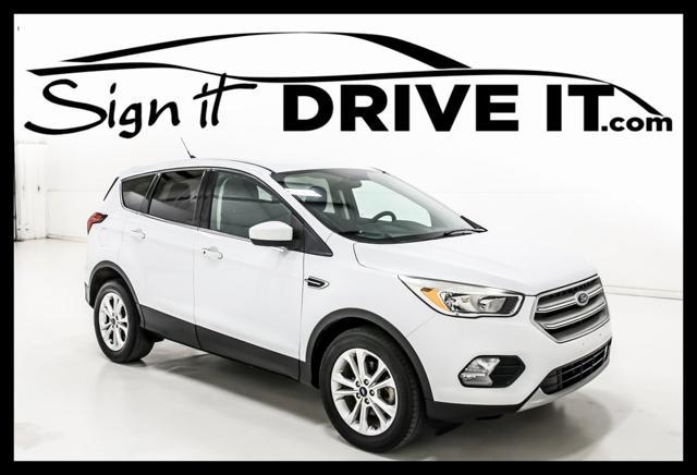 2019 ford escape se