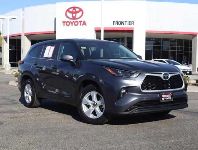 2023 toyota highlander le