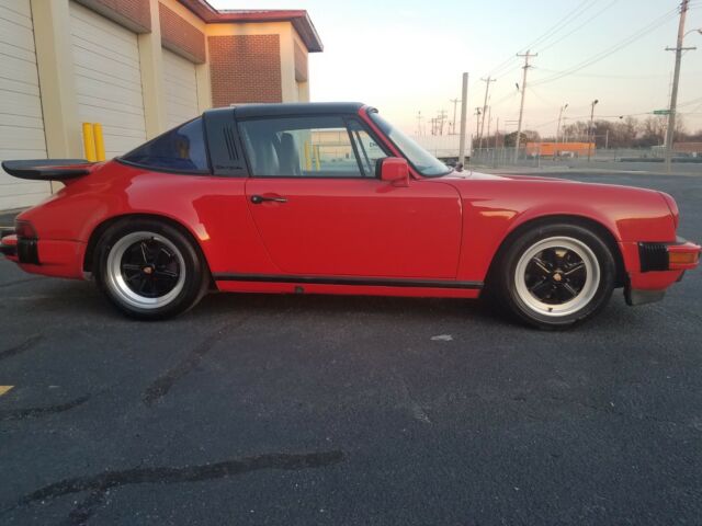 1986 porsche 911 targa coupe