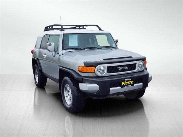2010 toyota fj cruiser base
