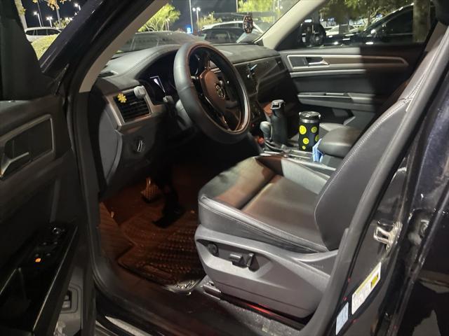 2019 volkswagen atlas 2.0t se w/technology