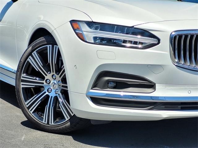 2023 volvo s90 b6 plus