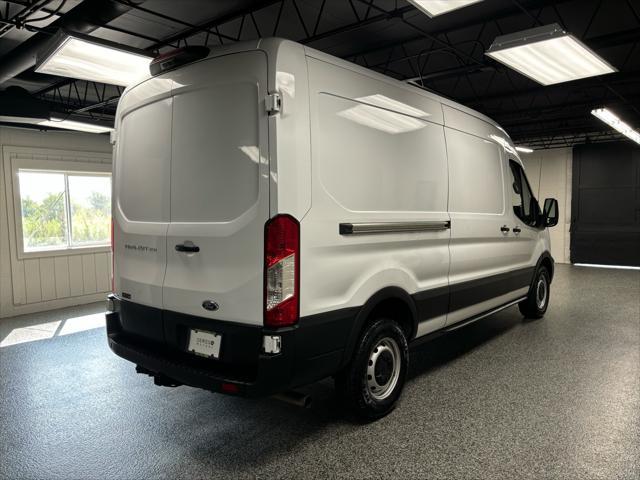 2023 ford transit-250 base