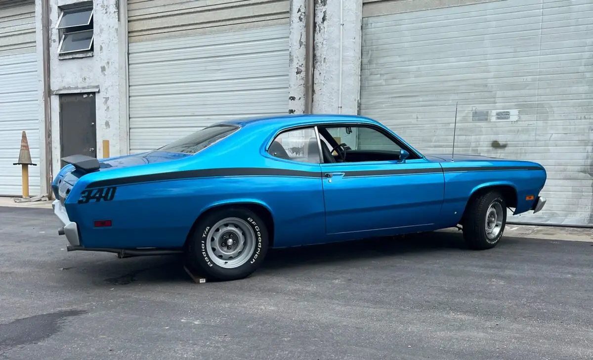 1971 plymouth duster , 340 4 spd! new paint, tires, mint interior etc!