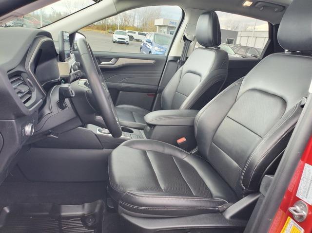 2022 ford escape sel
