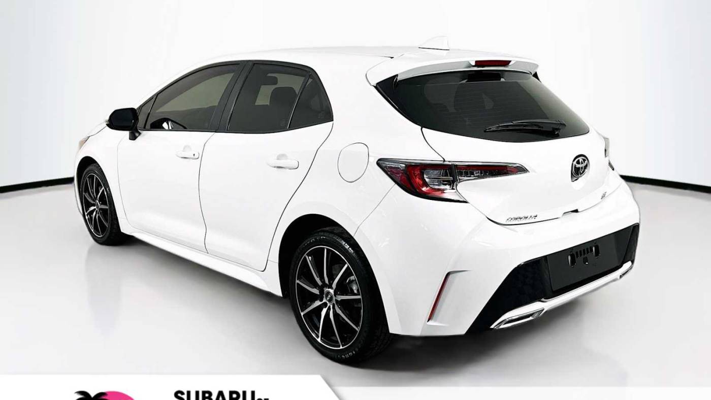 2022 toyota corolla hatchback se