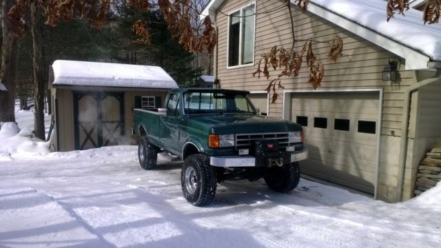 standard regular cab pick up