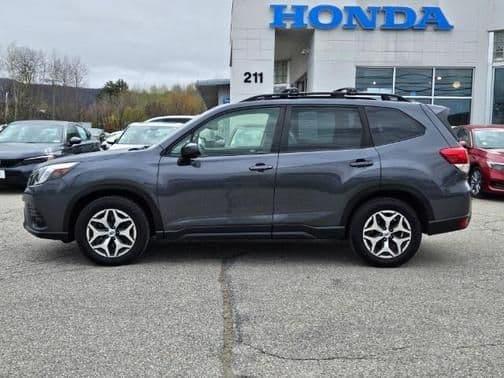 2022 subaru forester premium in clementwood, vermont