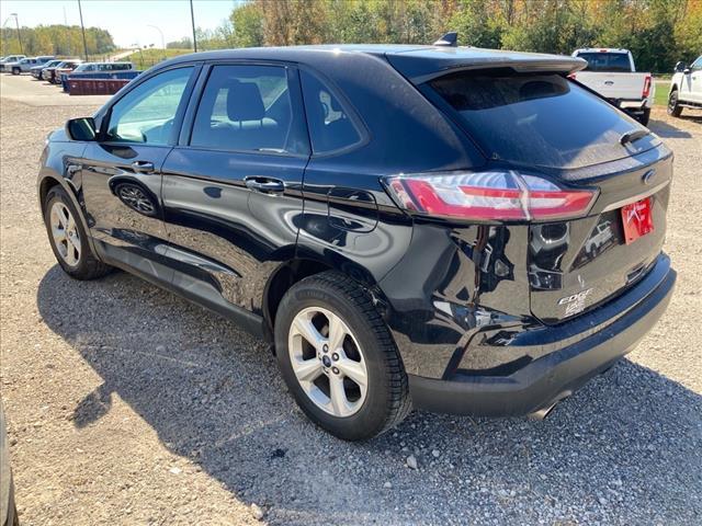 2020 ford edge se