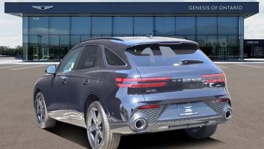 2025 Genesis GV70