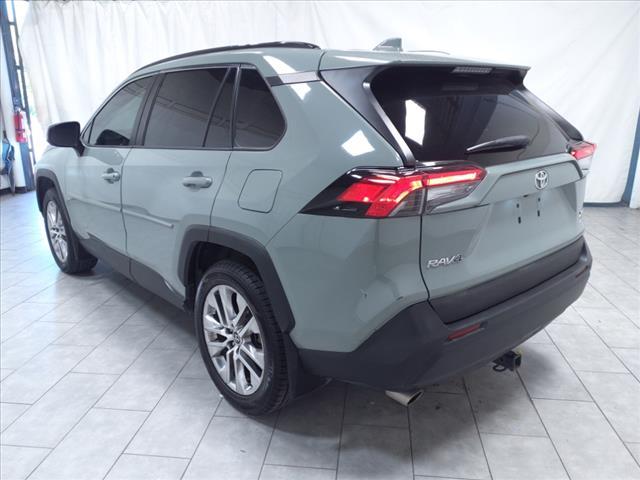 2021 toyota rav4 xle premium