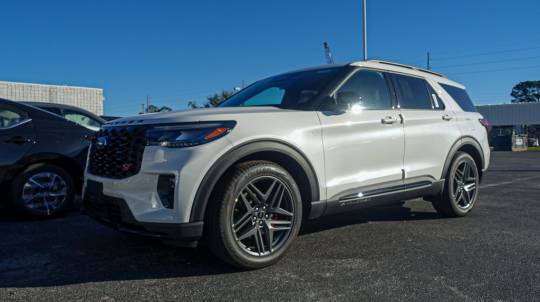 2025 Ford Explorer