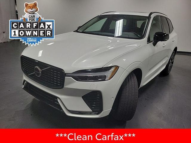 2024 volvo xc60 b5 plus dark theme