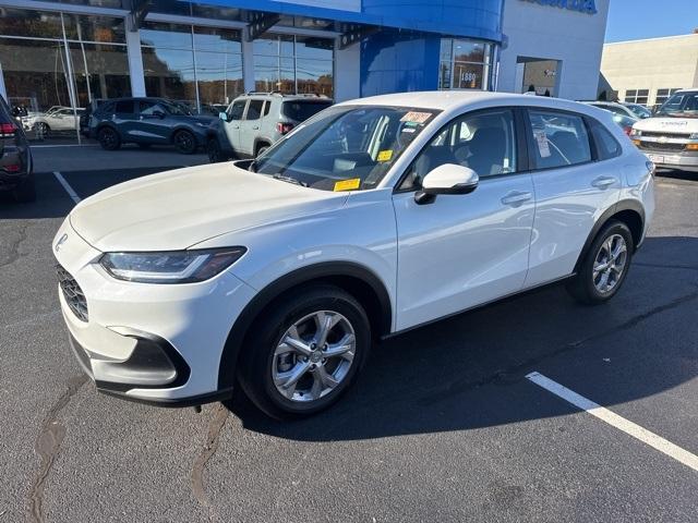 2023 honda hr-v lx