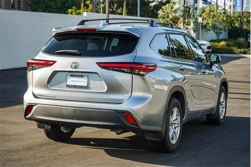 2021 toyota highlander