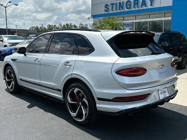 2022 bentley bentayga v8