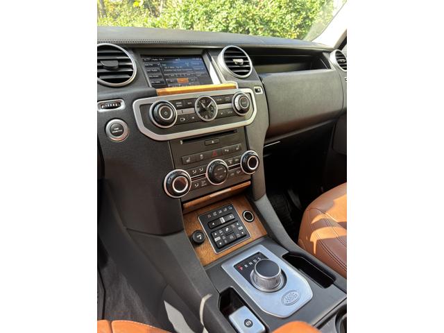 2016 land rover lr4 hse lux landmark edition