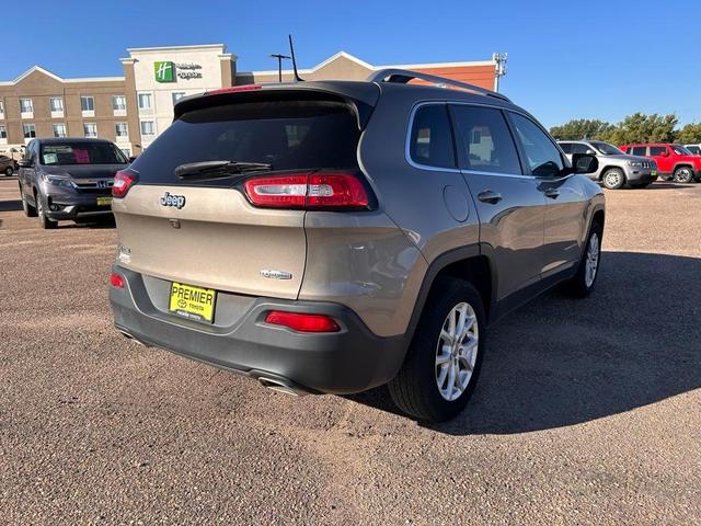 2017 jeep cherokee latitude