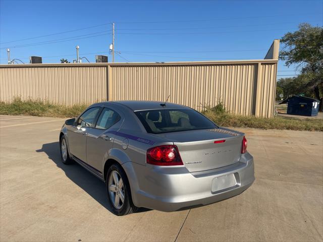 2013 dodge avenger se