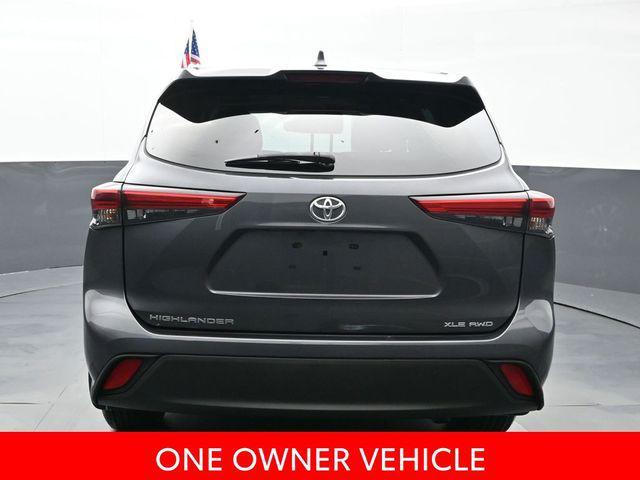 2021 toyota highlander xle