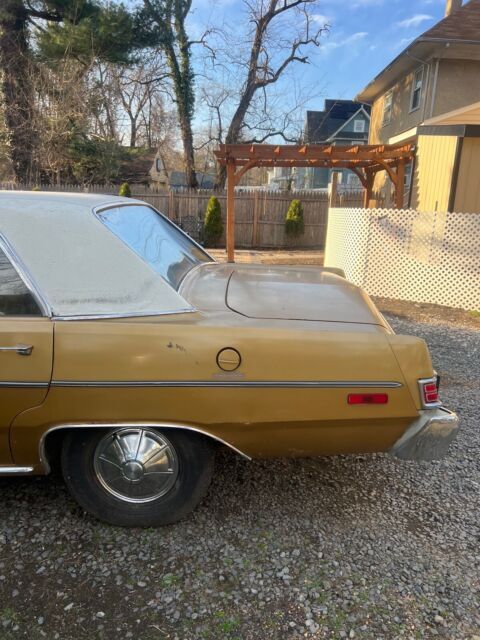 1975 plymouth valiant sedan brown rwd automatic