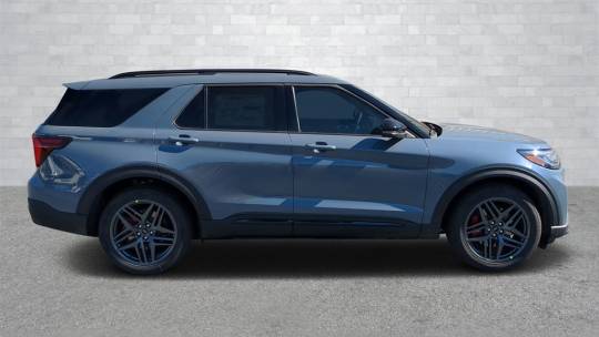 2025 Ford Explorer standard package (twin panel moonroof)