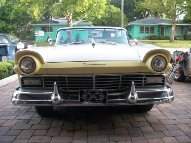 1957 ford fairlane 500 skyline, pristine condition, hard-top convertible, w/ a/c