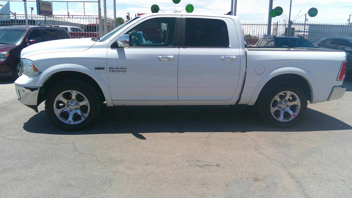 2017 ram 1500 laramie