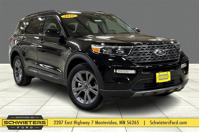 2022 ford explorer xlt