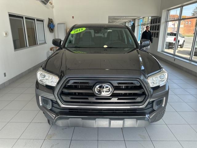 2019 toyota tacoma sr