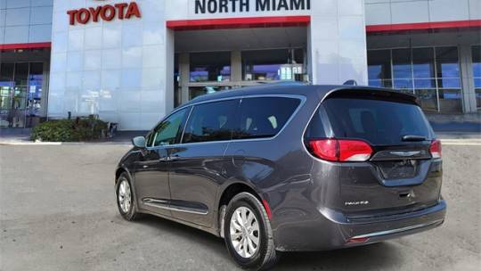 2018 chrysler pacifica touring l