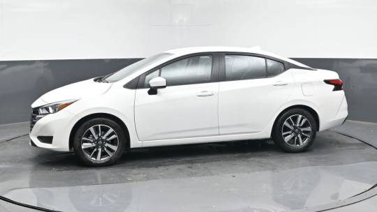 2024 Nissan Versa 1.6 sv