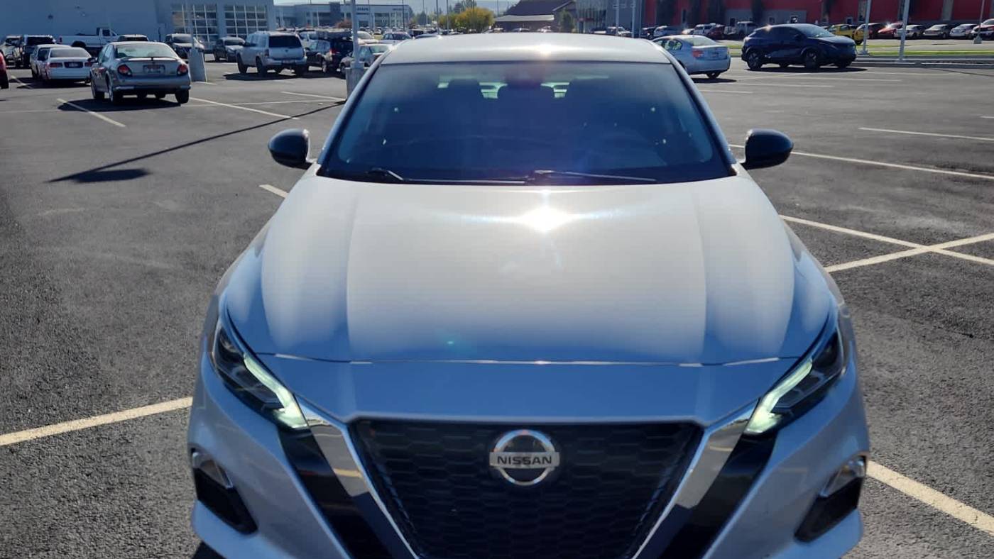 2021 nissan altima 2.5 sr