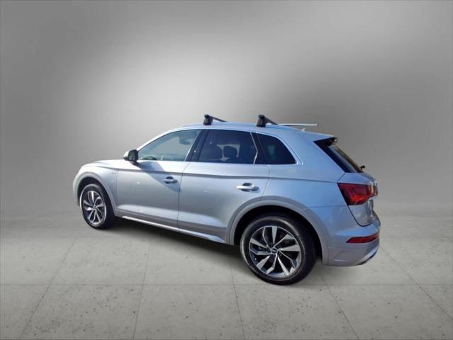 2022 audi q5 45 s line premium