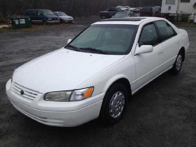 used 1998 toyota camry for sale. in dingmans ferry, pa