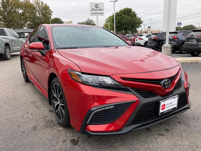 2023 toyota camry se