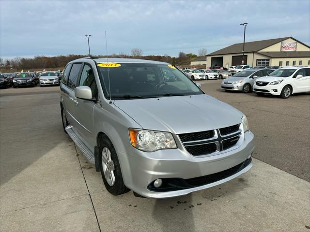 2011 dodge grand caravan crew