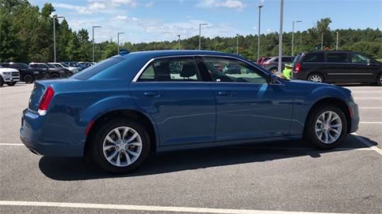 2023 Chrysler 300