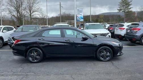 2023 hyundai elantra hev blue in ross corners, new york
