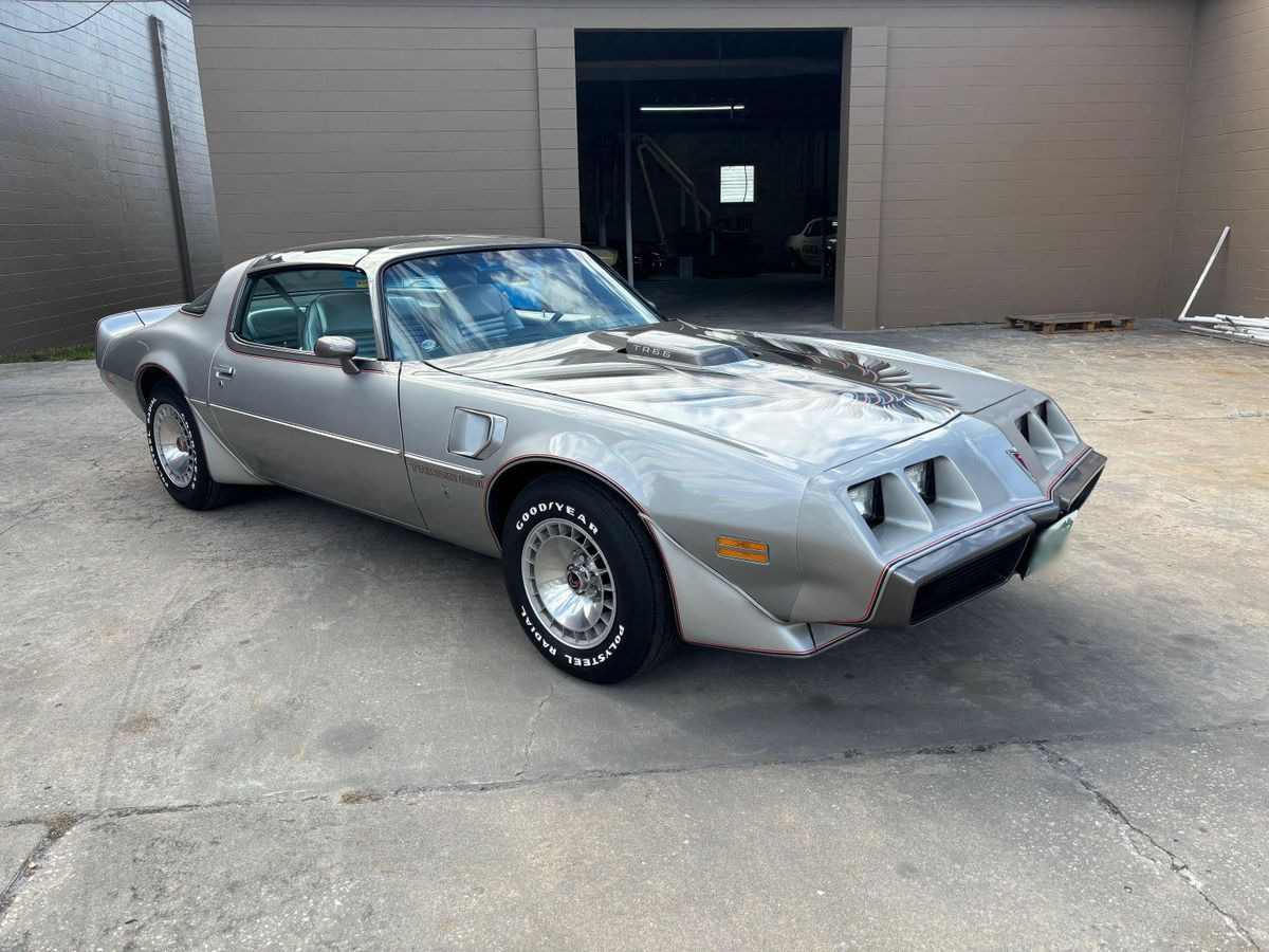 1979 pontiac trans am 10th anniversary edition