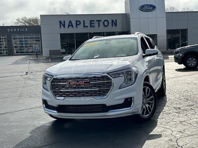 2022 gmc terrain denali in green oaks, illinois