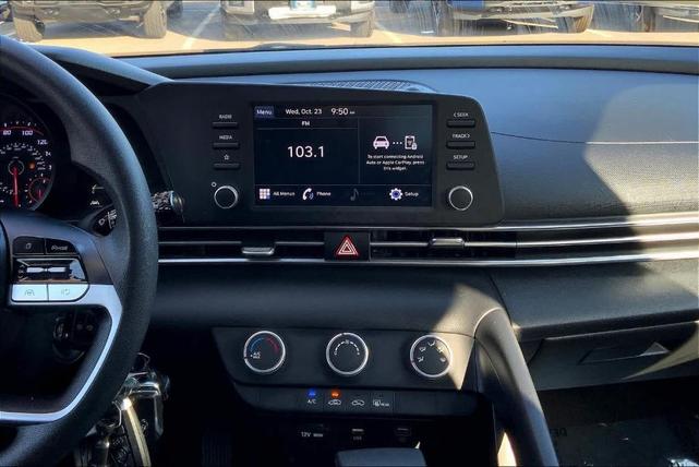 2022 hyundai elantra se