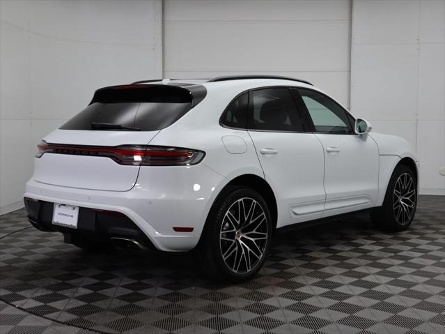 2025 porsche macan base